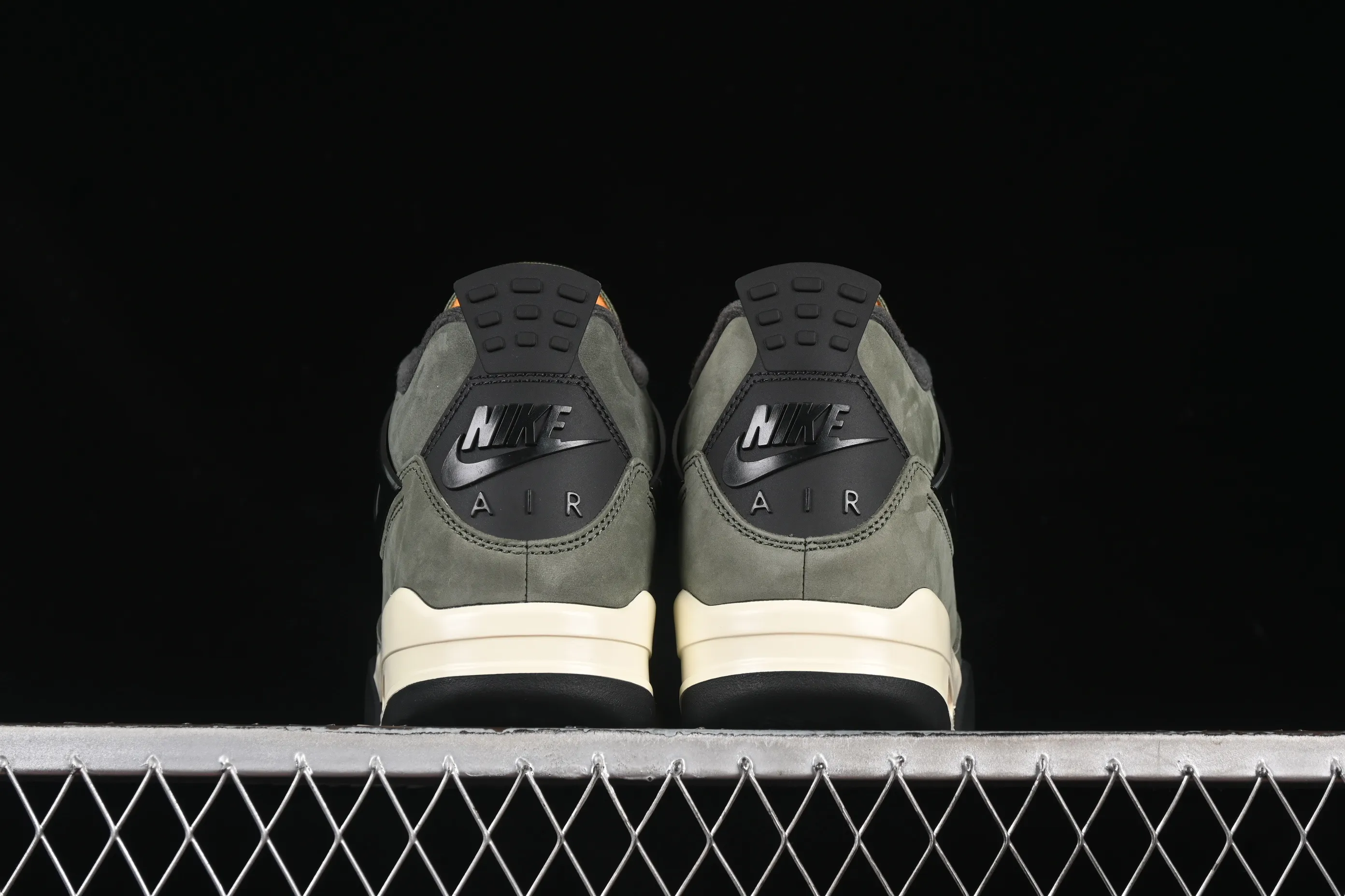 All categories Air Jordan Jordan series basketball shoes Air Jordan 4 GX foreign trade version Undefeated x Air Jordan 4 OG AJ4 Joe 4 olive green suede IB1519-200